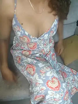 Snapshot of Tamilpallavi chatting on April 27, 11:47 pm Tamilpallavi online show from April 27, 11:47 pm