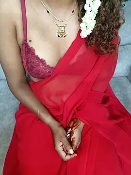 Snapshot of Tamilpallavi chatting on May 10, 10:26 pm Tamilpallavi online show from May 10, 10:26 pm