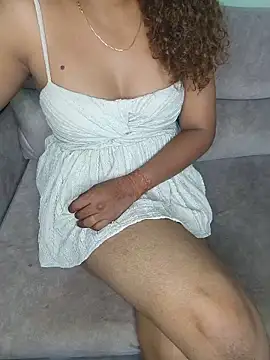Snapshot of Tamilpallavi chatting on June 12, 11:57 pm Tamilpallavi online show from June 12, 11:57 pm