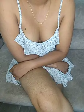 Snapshot of Tamilpallavi chatting on July 11, 2:36 am Tamilpallavi online show from July 11, 2:36 am