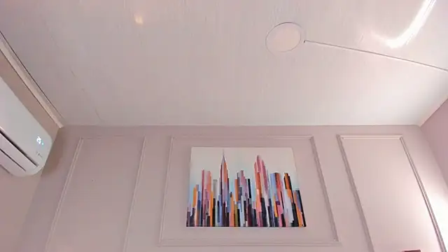 Snapshot of mia_kisses2 chatting on March 19, 9:52 pm mia kisses2 online show from March 19, 9:52 pm