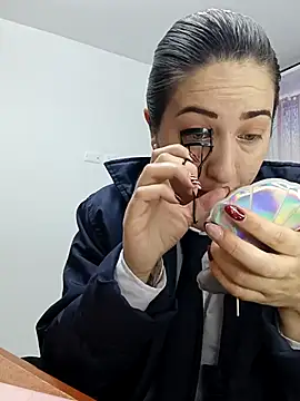 SUSY  06 online show from December 17, 11:16 am