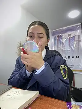 SUSY  06 online show from February 5, 12:10 pm