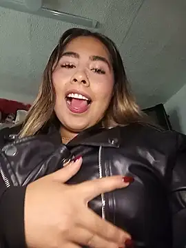 SUSY  06 online show from June 6, 4:12 pm