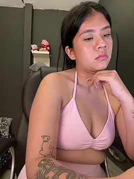 Snapshot of alhaana_ chatting on February 20, 6:26 am alhaana online show from February 20, 6:26 am