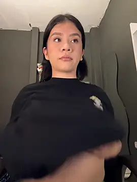 Snapshot of alhaana_ chatting on February 20, 10:54 pm alhaana online show from February 20, 10:54 pm