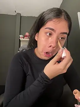 Snapshot of alhaana_ chatting on March 9, 10:58 pm alhaana online show from March 9, 10:58 pm