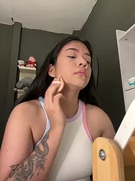 Snapshot of alhaana_ chatting on March 12, 10:05 pm alhaana online show from March 12, 10:05 pm