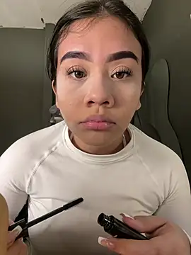 Snapshot of alhaana_ chatting on March 18, 10:57 pm alhaana online show from March 18, 10:57 pm