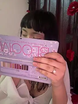 Kitty yukimura online show from September 27, 9:31 pm