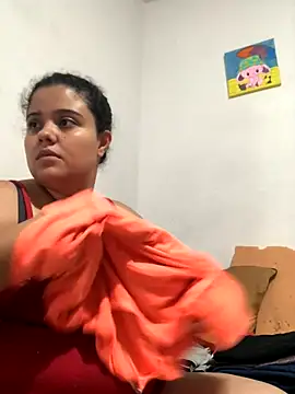 Snapshot of luisahot_9727 chatting on October 23, 4:12 am luisahot 9727 online show from October 23, 4:12 am