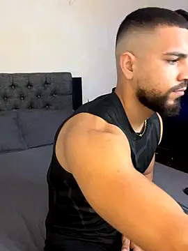 Snapshot of vincentjaxon chatting on September 30, 11:37 am vincentjaxon online show from September 30, 11:37 am