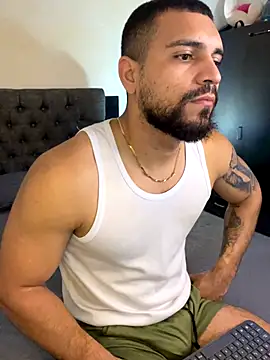 Snapshot of vincentjaxon chatting on October 10, 12:15 pm vincentjaxon online show from October 10, 12:15 pm