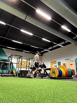 Snapshot of isaacanoua chatting on November 3, 8:43 pm isaacanoua online show from November 3, 8:43 pm