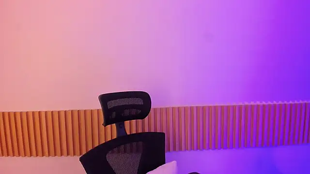 OliviaSweett online show from October 12, 7:13 pm