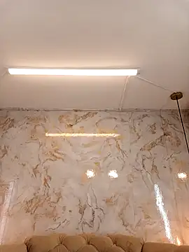 nathaliamiller online show from October 3, 7:00 pm