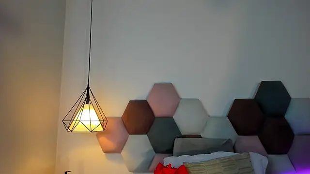 LunaAspen  online show from October 23, 5:55 pm