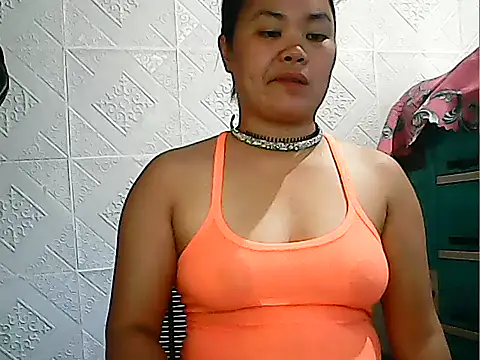 CreamyPussy4uxx online show from March 24, 7:24 am