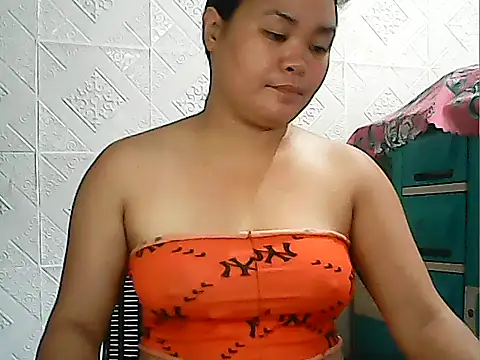 CreamyPussy4uxx online show from April 28, 2:38 am