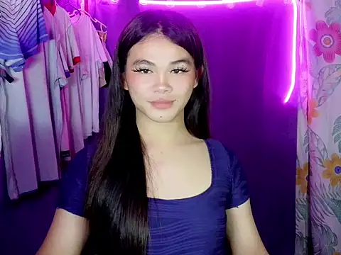 Snapshot of caramiya chatting on May 29, 5:11 pm caramiya online show from May 29, 5:11 pm
