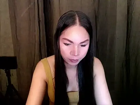 kimjee123 online show from June 3, 1:08 am
