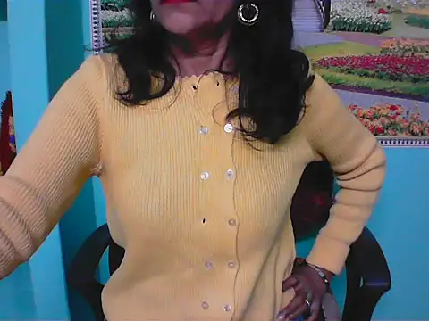 Snapshot of Lovely_bhabhi143 chatting on February 13, 6:09 am Lovely bhabhi143 online show from February 13, 6:09 am