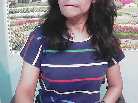 Snapshot of Lovely_bhabhi143 chatting on March 7, 6:32 am Lovely bhabhi143 online show from March 7, 6:32 am