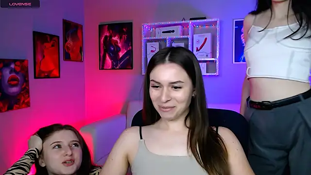 nekky mouse online show from October 7, 9:28 am