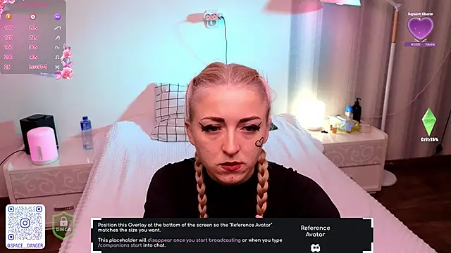 Snapshot of space_danger chatting on October 20, 9:43 am space danger online show from October 20, 9:43 am