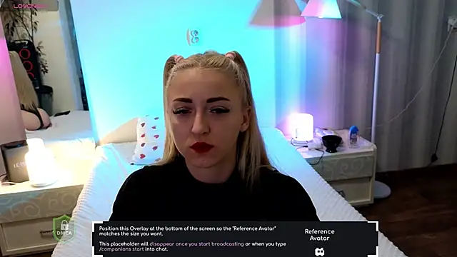 Snapshot of space_danger chatting on October 24, 6:32 am space danger online show from October 24, 6:32 am