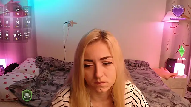 Snapshot of space_danger chatting on November 7, 6:13 am space danger online show from November 7, 6:13 am