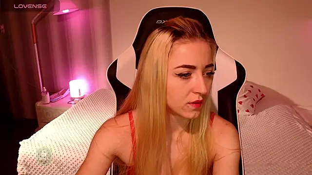 space danger online show from December 22, 4:42 am