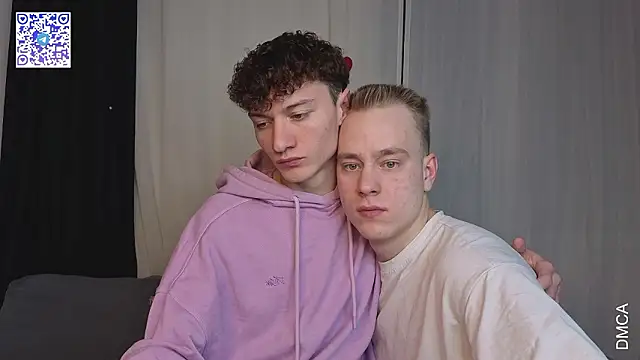 Snapshot of Kevin_Young_Cat chatting on March 16, 6:34 pm Kevin Young Cat online show from March 16, 6:34 pm