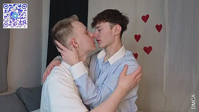 Snapshot of Kevin_Young_Cat chatting on March 22, 6:55 pm Kevin Young Cat online show from March 22, 6:55 pm