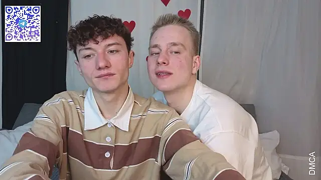 Snapshot of Kevin_Young_Cat chatting on March 23, 7:29 pm Kevin Young Cat online show from March 23, 7:29 pm