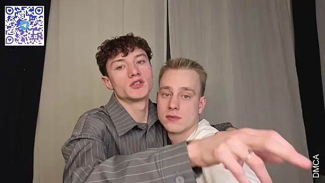 Snapshot of Kevin_Young_Cat chatting on March 27, 7:35 pm Kevin Young Cat online show from March 27, 7:35 pm