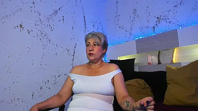 JaddeWalker online show from November 14, 11:20 am