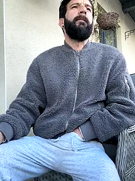 Michel huge online show from November 24, 9:09 am