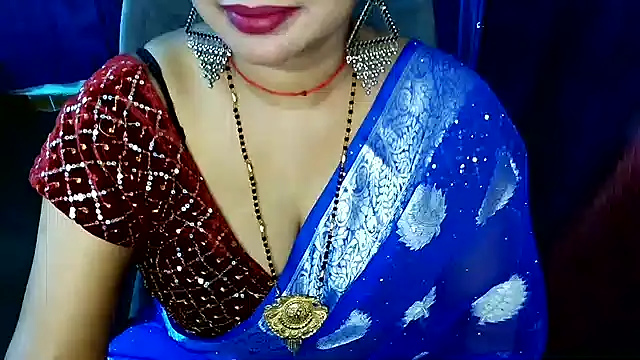QUEEN SAKHI- online show from May 22, 6:57 pm