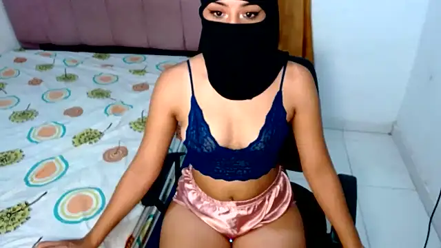 Layla Noor online show from June 9, 5:30 am