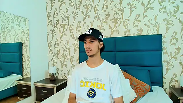 Marcus Jeron online show from October 1, 11:00 pm