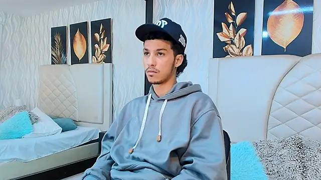 Marcus Jeron online show from October 5, 7:39 am