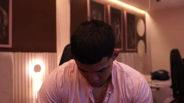 Thiago Valente online show from June 22, 1:08 pm