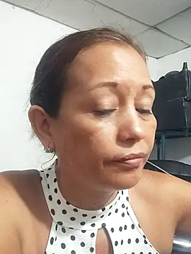 marinita13 online show from December 2, 10:16 pm