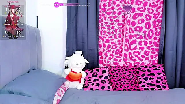 crisbunny x online show from July 25, 12:42 am