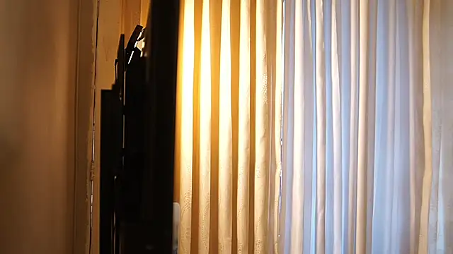 Ariaa Isabell online show from October 16, 6:31 pm