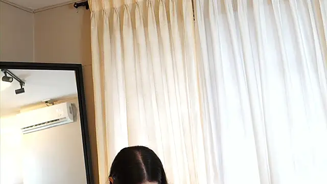 Ariaa Isabell online show from June 25, 6:56 pm