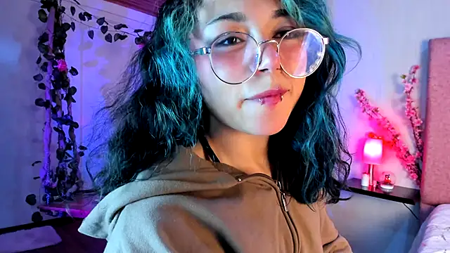 Snapshot of TerumiKitty chatting on November 29, 9:29 pm TerumiKitty online show from November 29, 9:29 pm