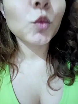 Theredcorazon online show from December 4, 6:34 am