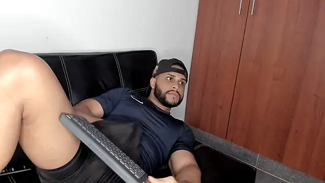 Pier Simons online show from October 23, 8:35 am